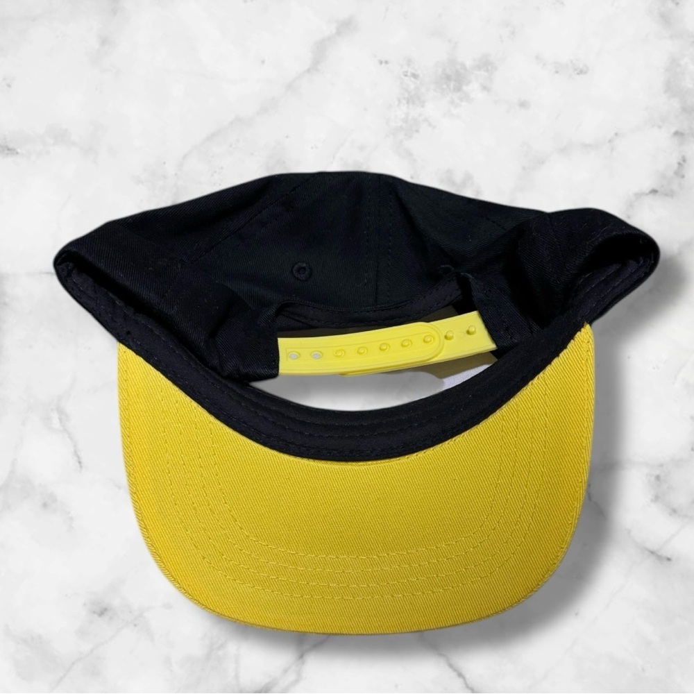 Free 🆕Toddlers Batman Hat - Black and Yellow - Picture 4 of 11